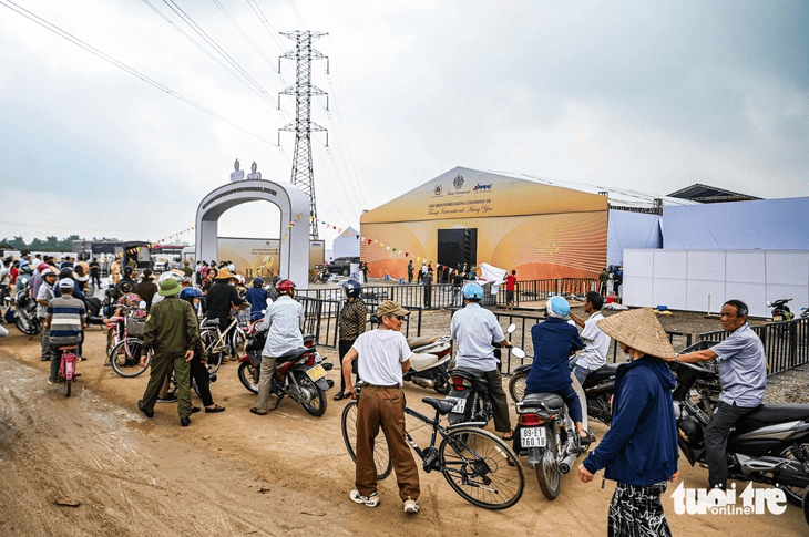越南示好特朗普的新路子：帮建高尔夫球场