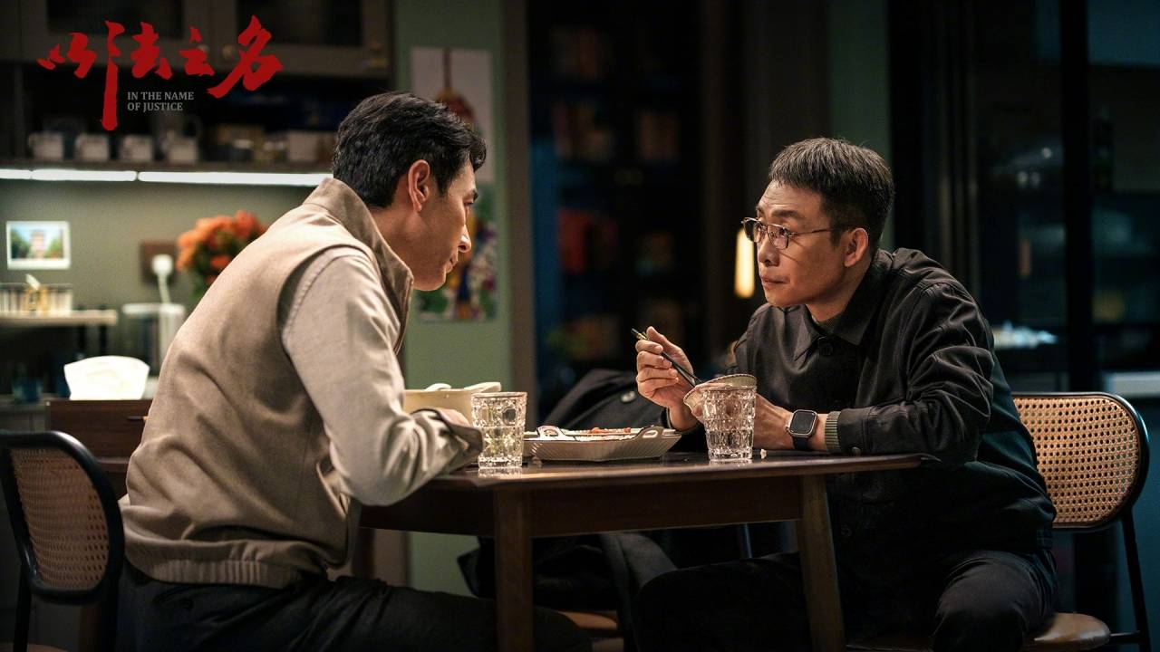 《以法之名》慢热起爆背后，扫黑反腐剧出圈越来越难
