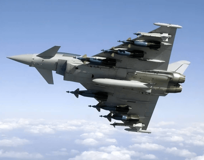 泽连斯基当着全世界的面，向中方喊出一句话，关键时刻，特朗普对俄态度大变，事情果然不简单