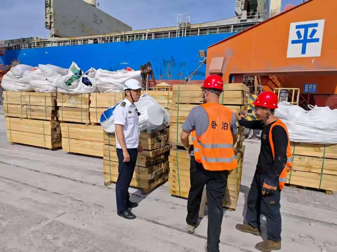 我为祖国坚守|履职尽责显担当