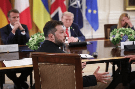 泽连斯基不死心？“战斧”导弹或首次援乌，射程可覆盖莫斯科，俄乌冲突面临升级风险