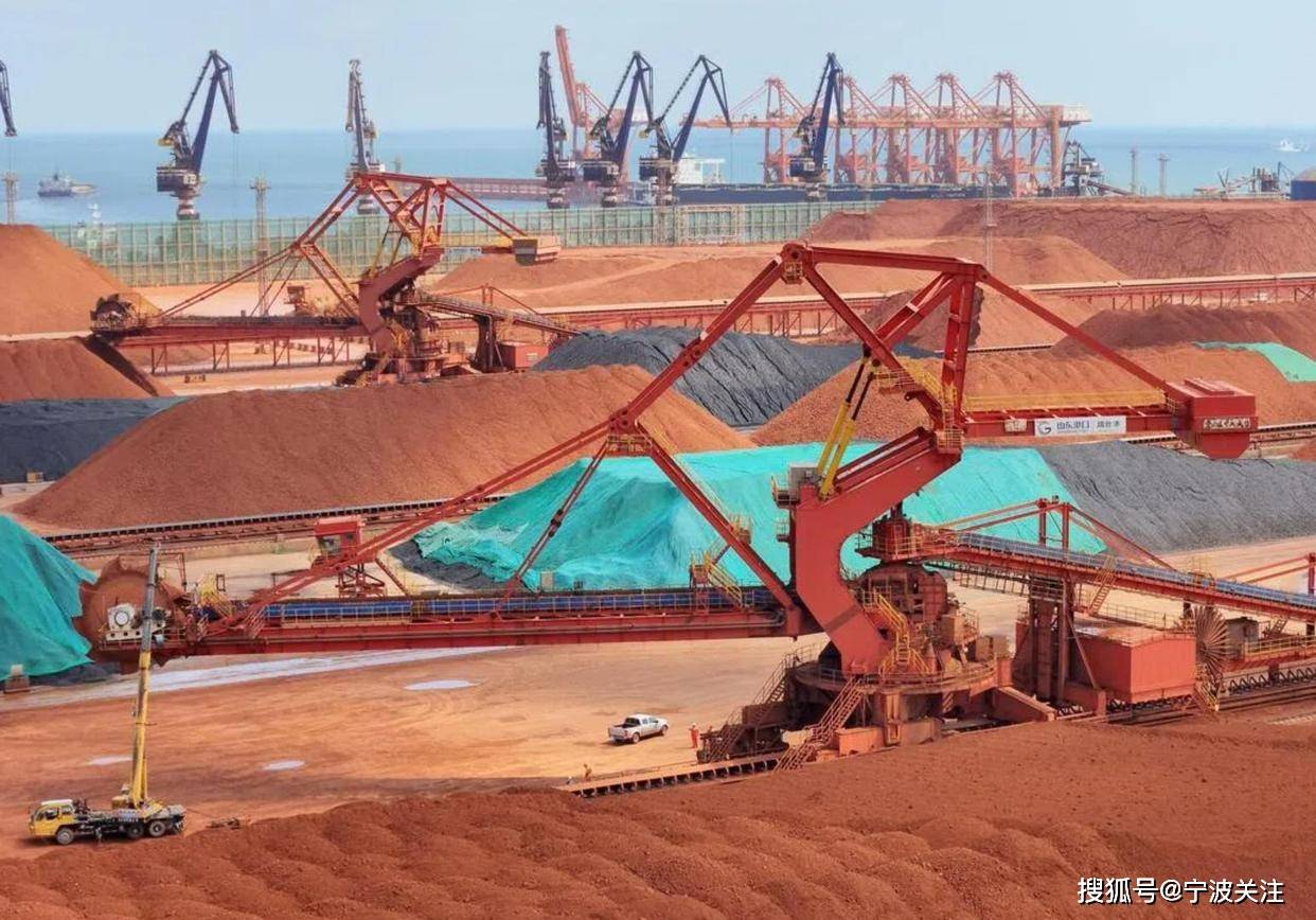 终于24小时内就怂了！特朗普怂了！我们下周没什么大风险了