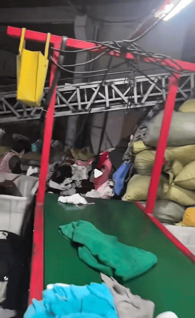 江西一女生误卖奶奶藏有13万元黄金首饰的旧衣，回收站：没安装监控没发现金器，分拣工人是临时工